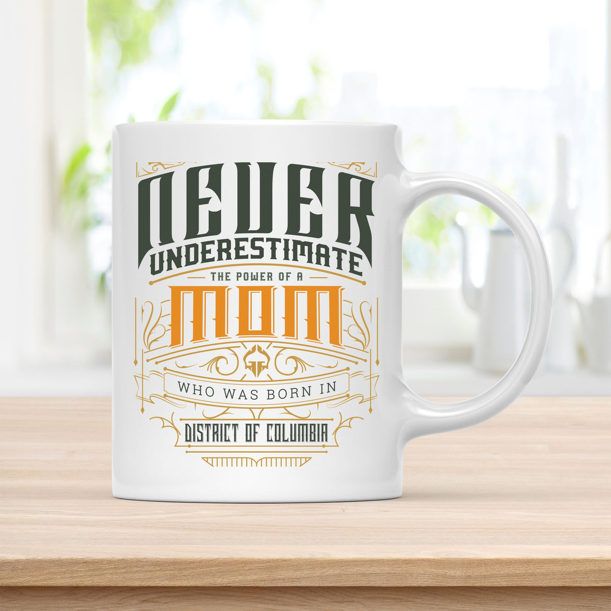 Personalized 11 oz Coffee Mug, Mom Born in District of Columbia Quote